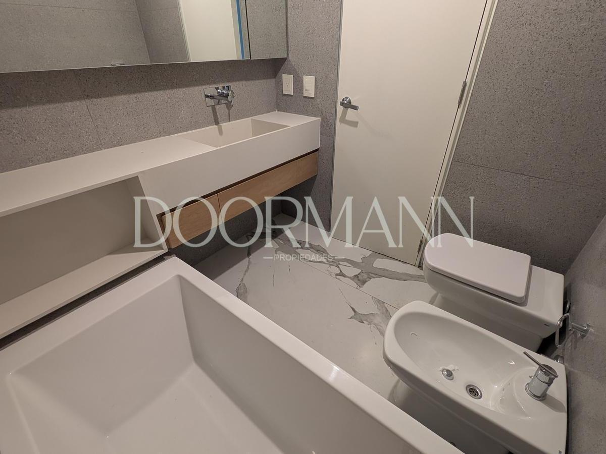 Departamento en venta PB con jardín 2 habitaciones 3 ambietes pileta