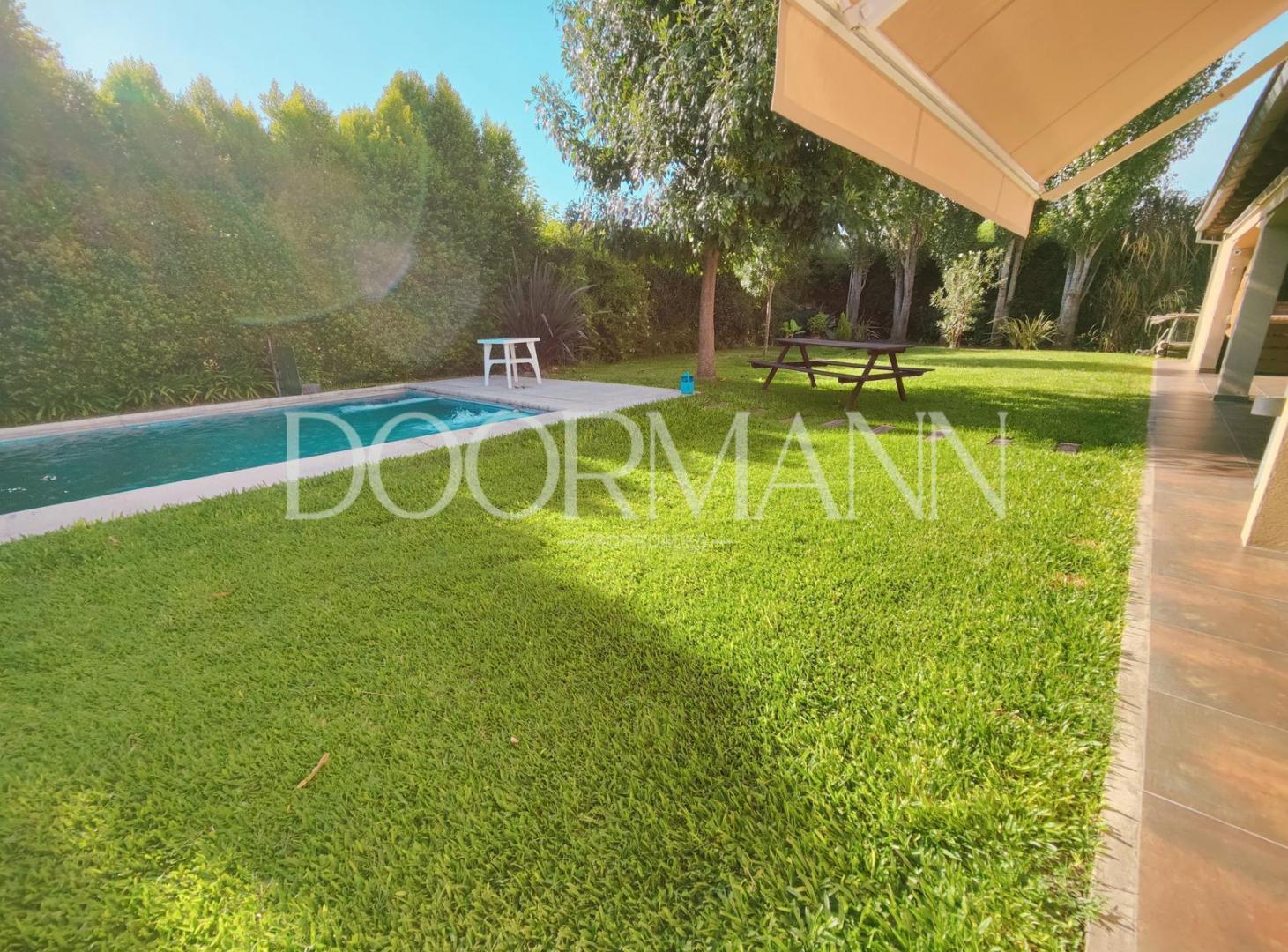 Casa en Venta en una planta 3 habitaciones dependencia pileta San Agustín