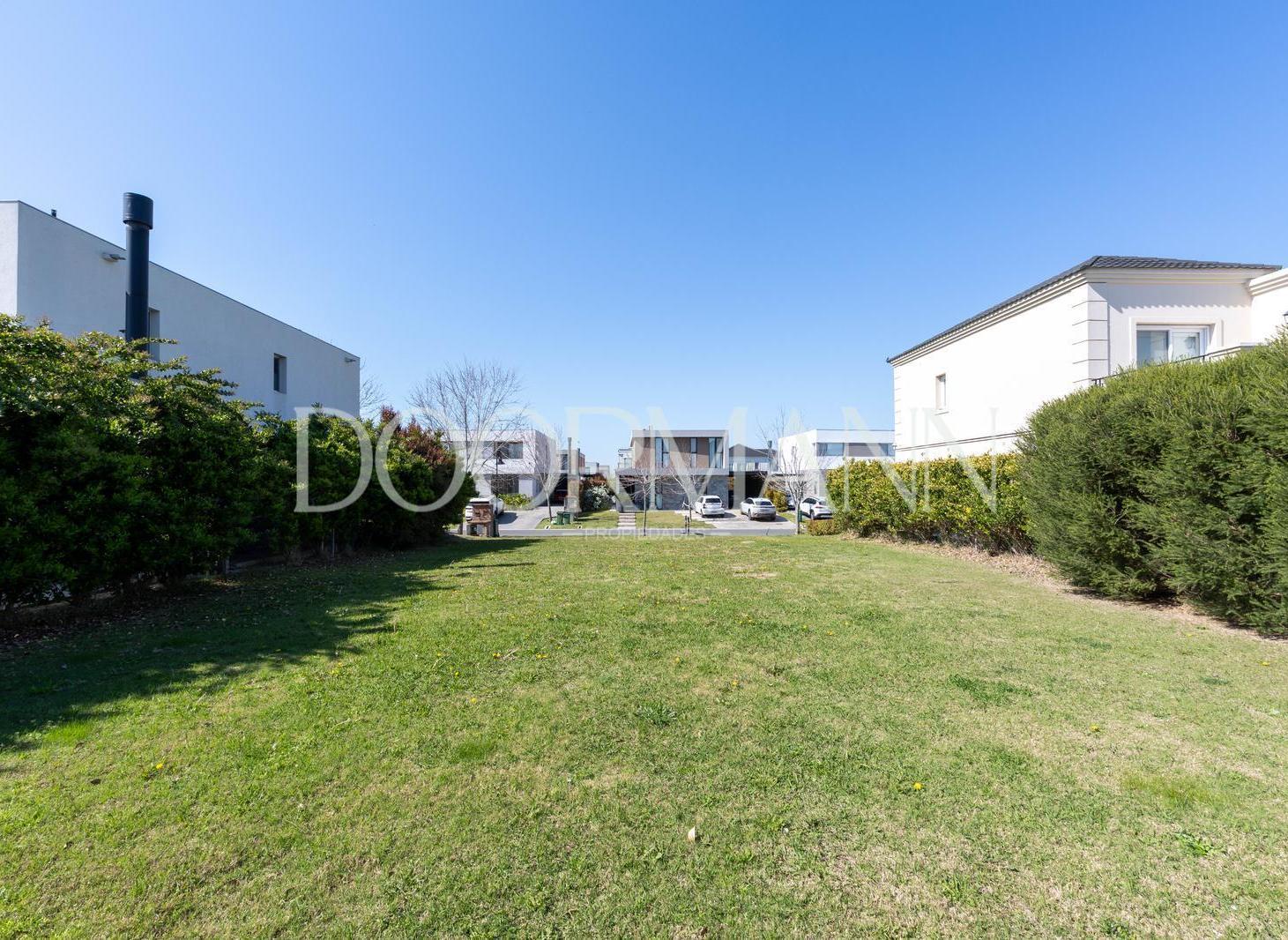 Foto de LOTE ORIENTACIÓN NORTE - BARRIO LAS TIPAS - NORDELTA, imagen 2