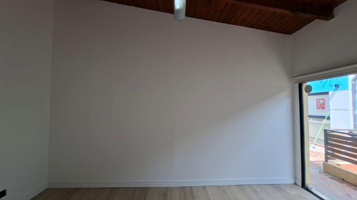 Foto de LOCAL COMERCIAL EN ALQUILER | PASEO ALBERDI – FUNES, imagen 3