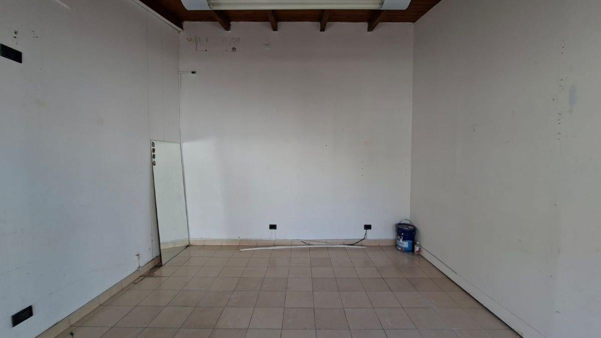 Foto de LOCAL COMERCIAL EN ALQUILER | PASEO ALBERDI – FUNES, imagen 5