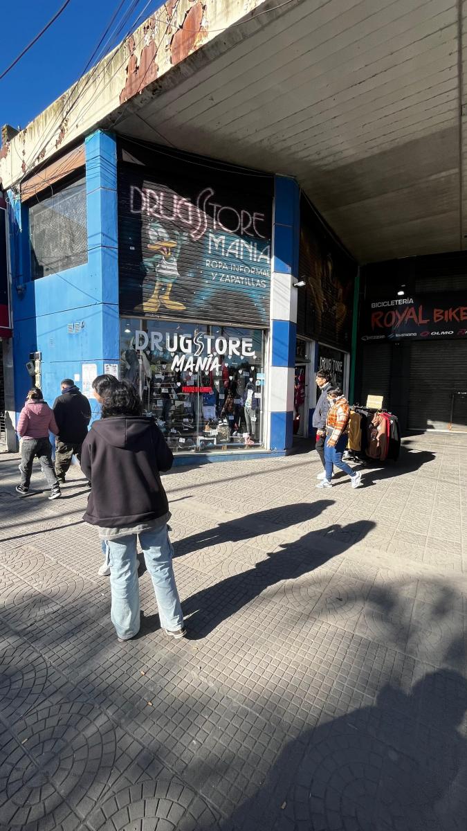 Complejo de Locales en Venta en Ezeiza Frente a La Estación 1