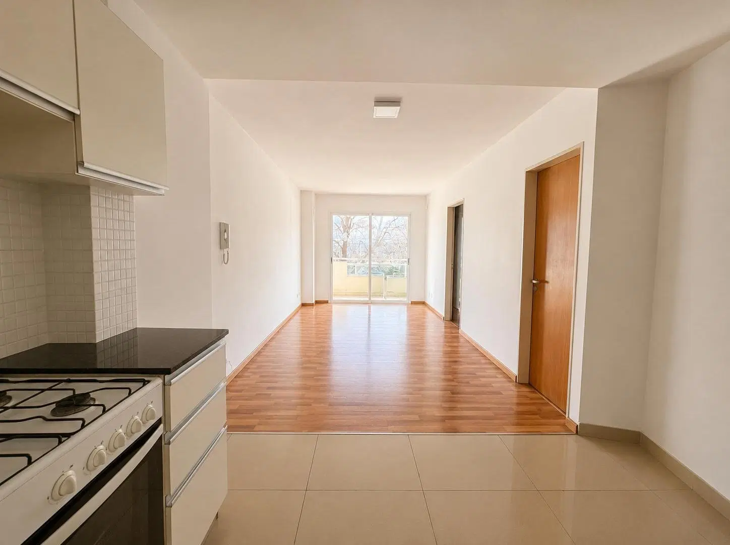 Departamento con cochera. 4
