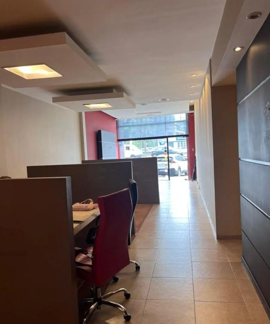 Local comercial de 200 m² en alquiler en Canning. 8