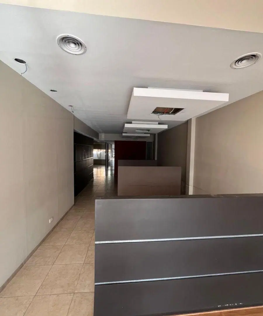 Local comercial de 200 m² en alquiler en Canning. 5