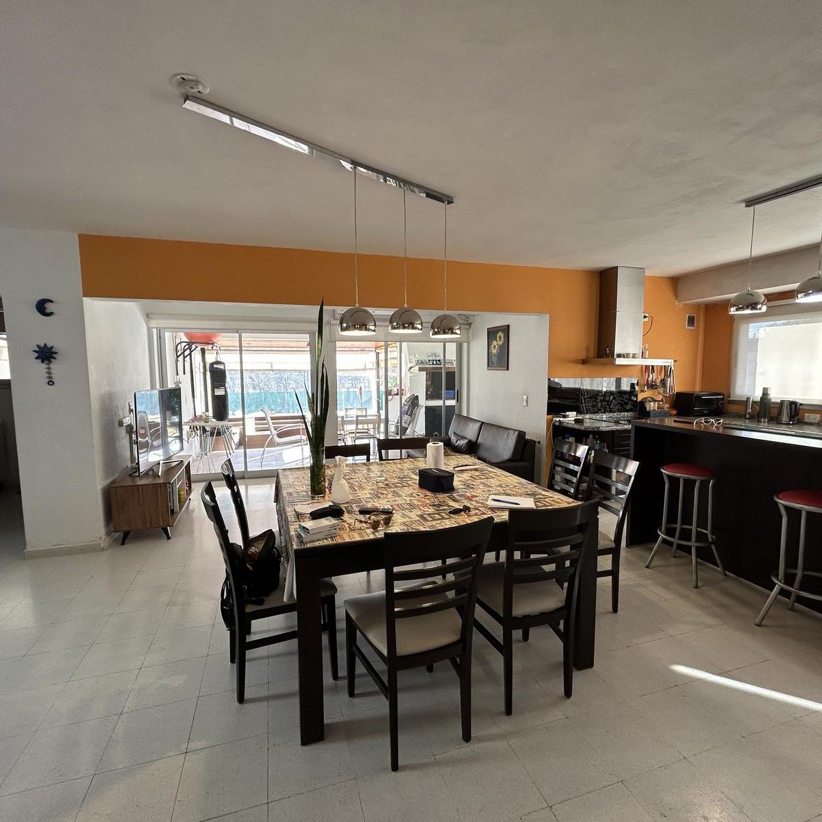 Casa en Venta en La Cuesta con 3 Dorm. 5