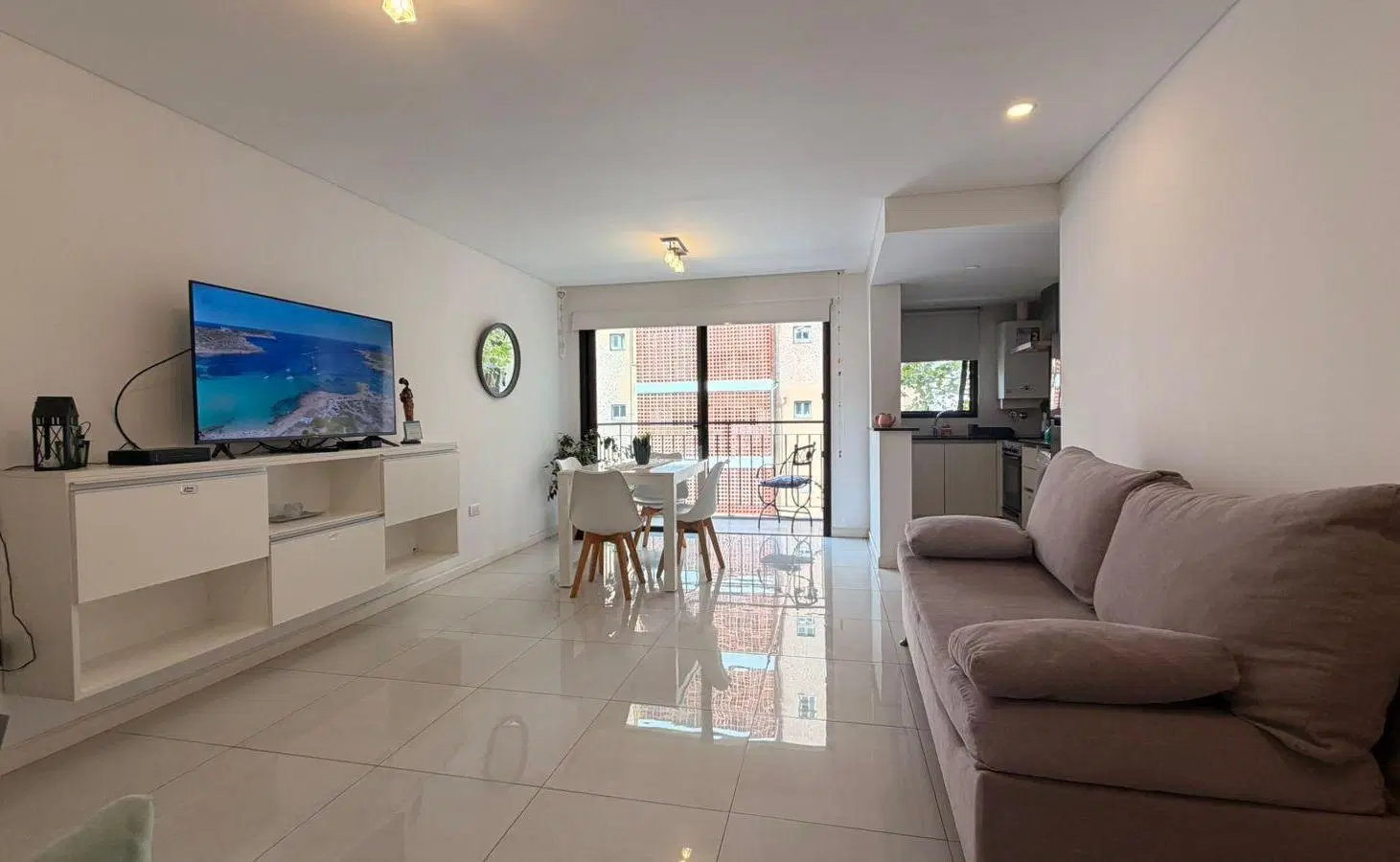 Venta departamento 3 ambientes, La Perla, Mar del Plata 1