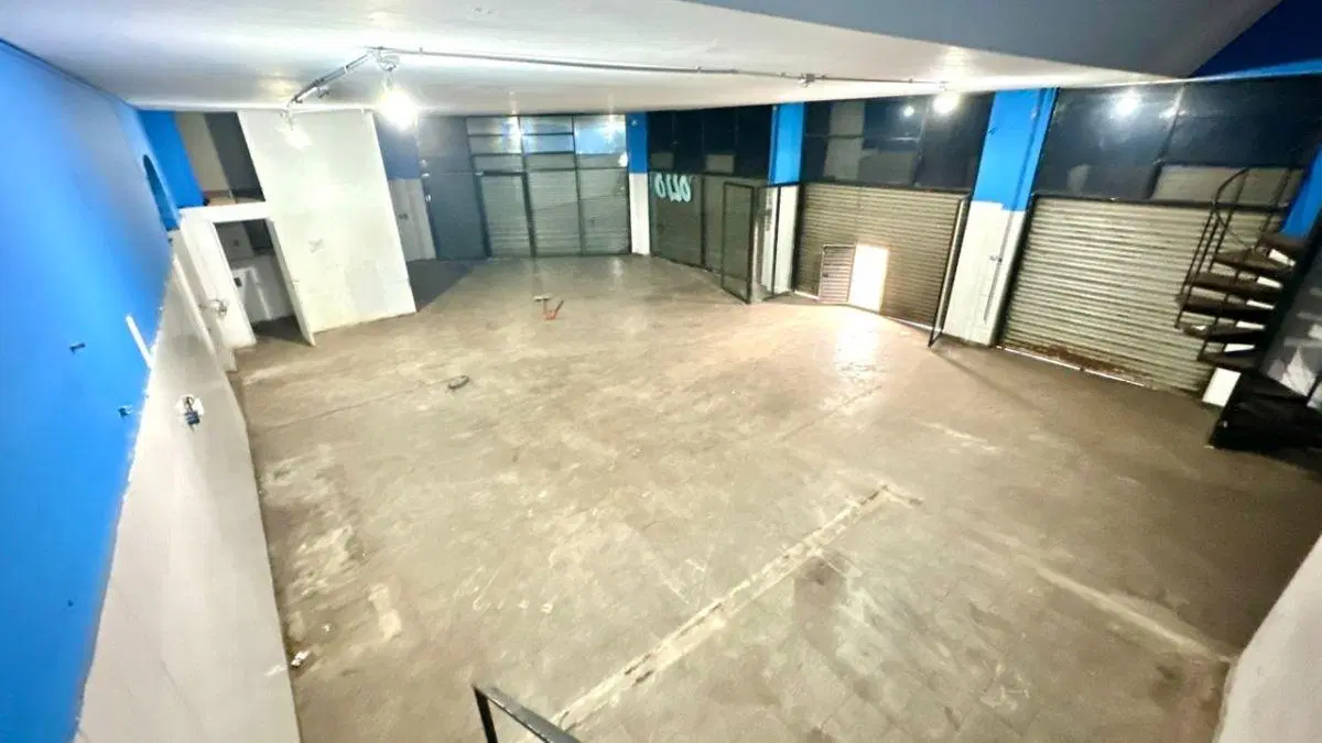 Local 250m2 C/oficina y Depósito, Plena Zona Comercial Crovara. 5