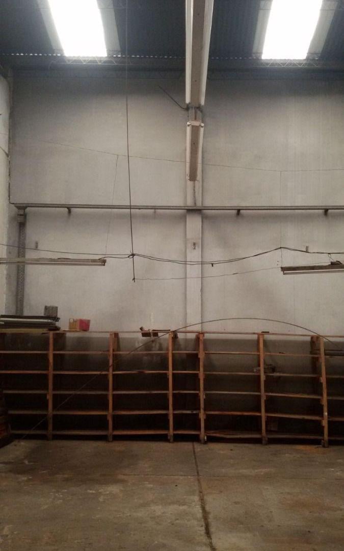 Foto de Galpón 180M2 c/ entrepiso, oficina., imagen 1