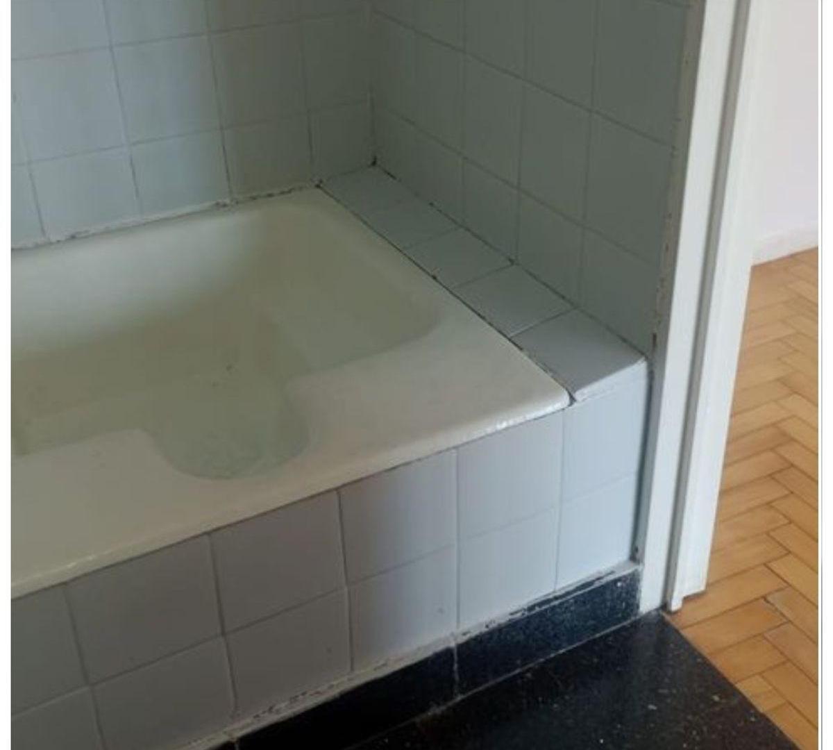 Foto de Exc monoambiente en alquiler con cocina, balcón, alto muy luminoso., imagen 4