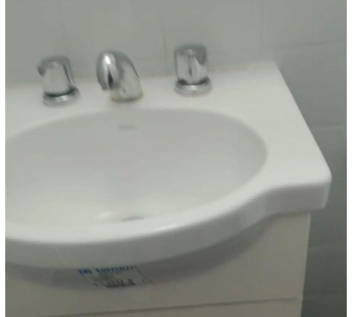 Exc monoambiente en alquiler con cocina, balcón, alto muy luminoso. 5