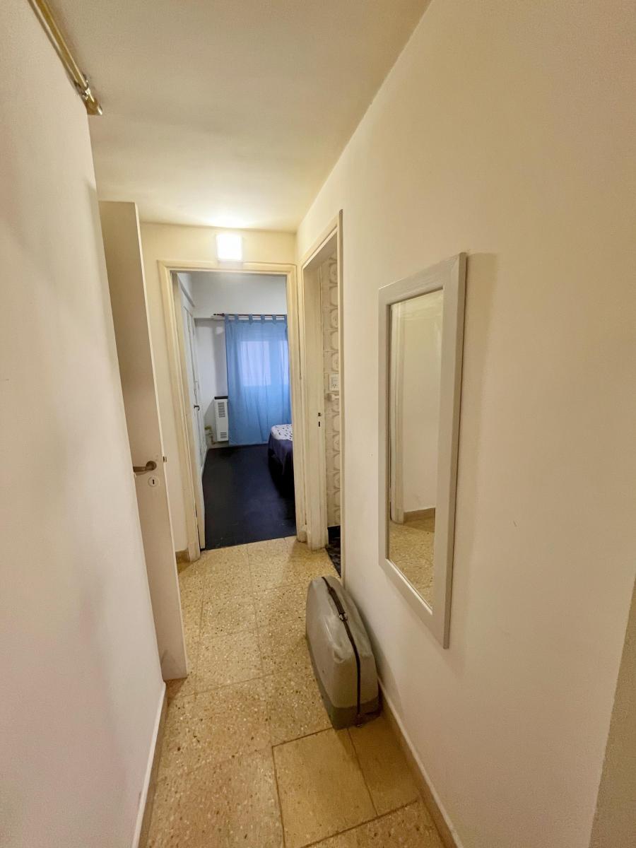 Vendemos Departamento de 3 Amb con Dependencia en Pleno Centro 2