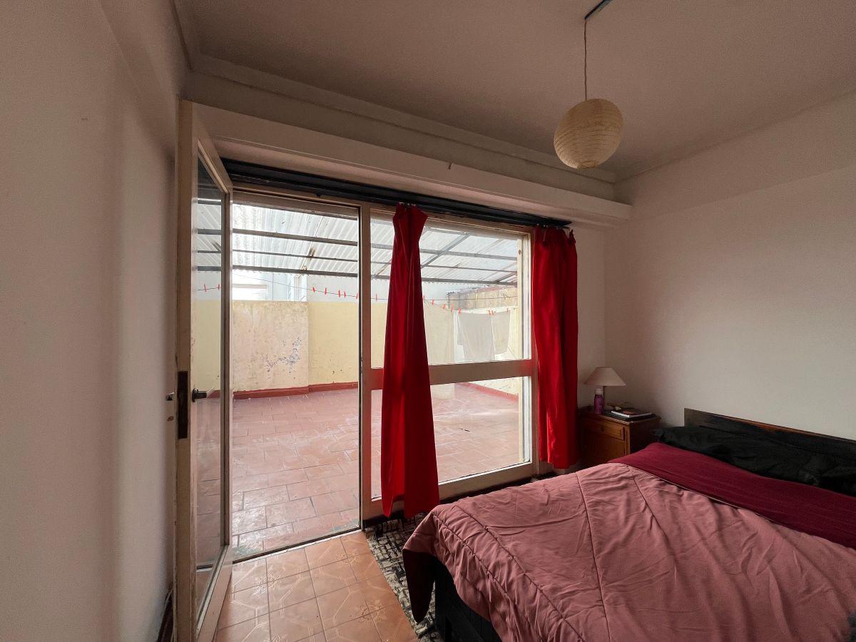 ALQUILAMOS 12 MESES DEPTO CON PATIO ZONA MACROCENTRO