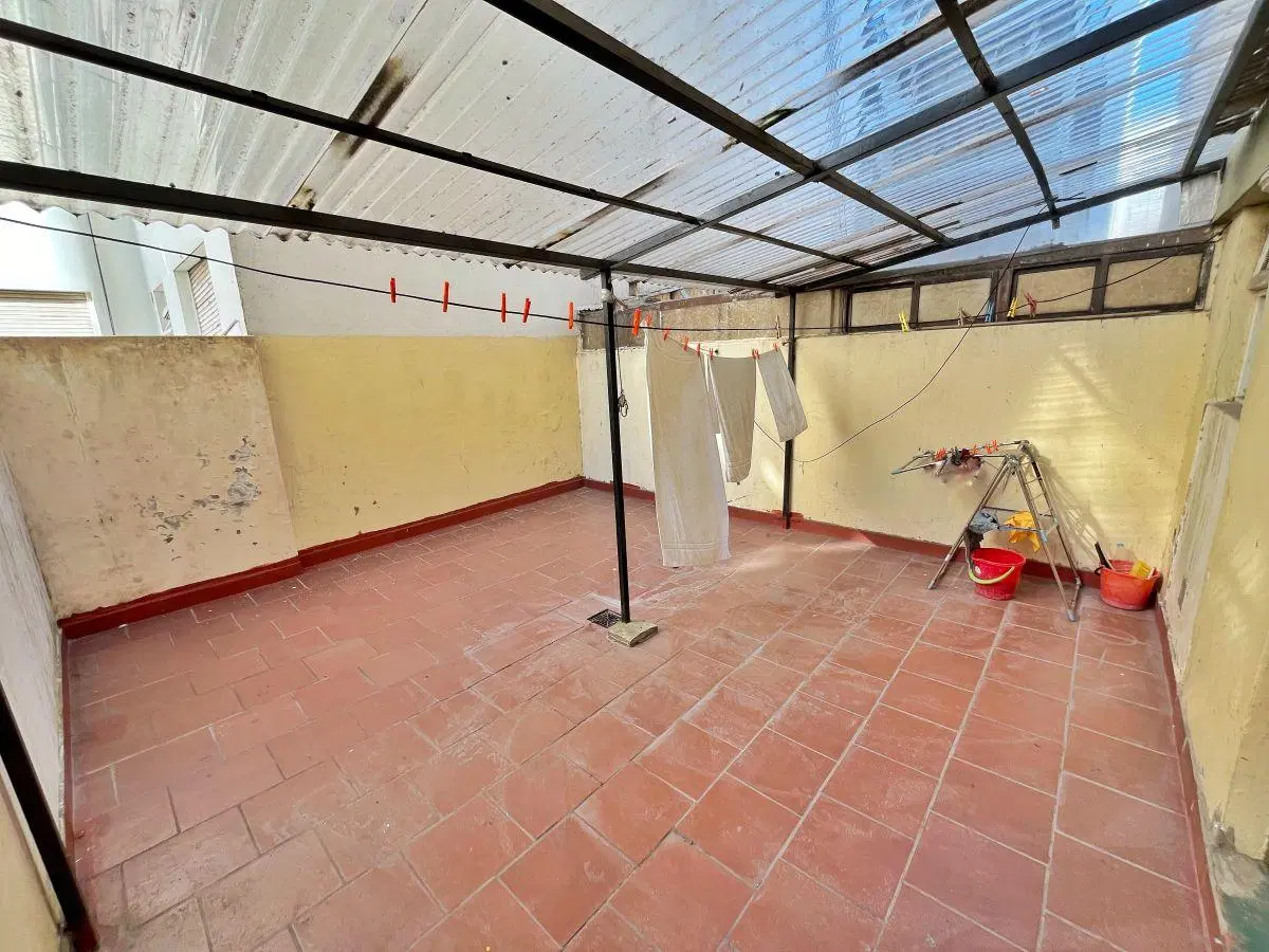 ALQUILAMOS 12 MESES DEPTO CON PATIO ZONA MACROCENTRO 3