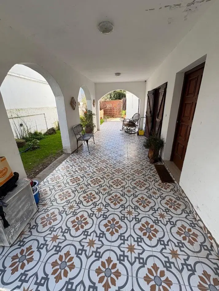 CASA EN BARRIO LA FLORIDA 5 AMBIENTES CON PILETA 5