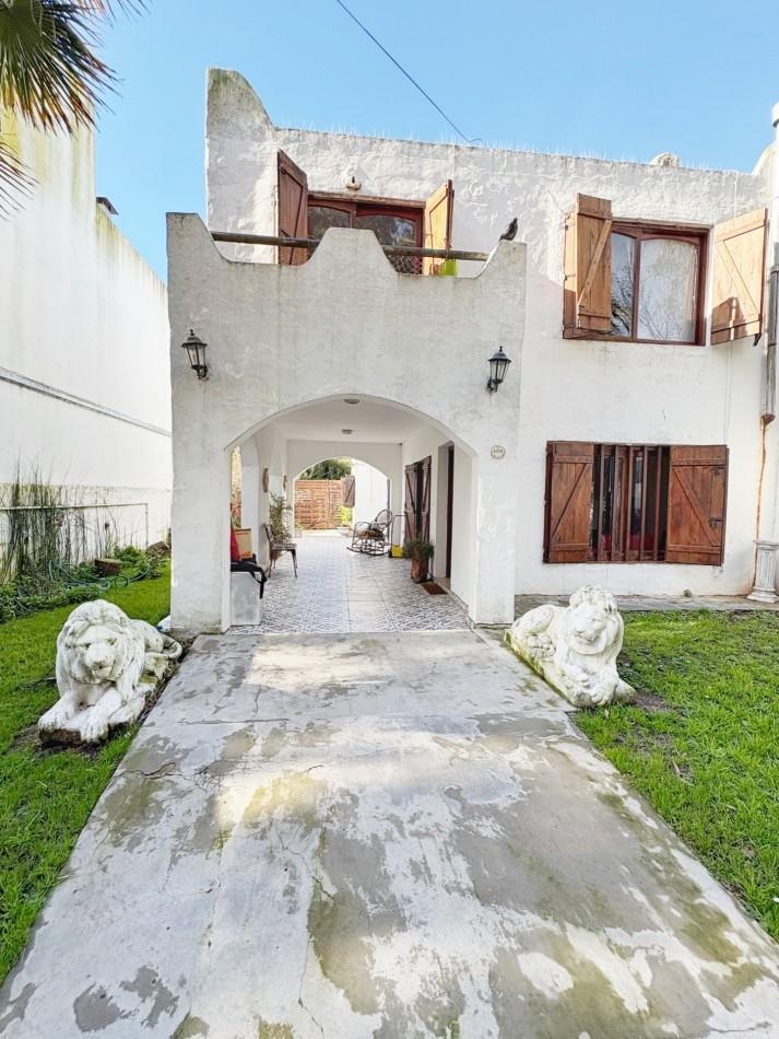 Foto de CASA EN BARRIO LA FLORIDA 5 AMBIENTES CON PILETA, imagen 1