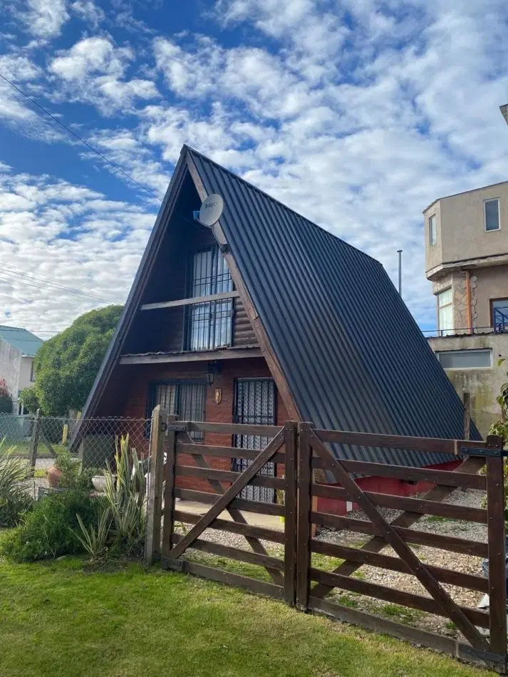 ALQUILER CABAÑA ESTILO ALPINA ZONA ALFAR 4