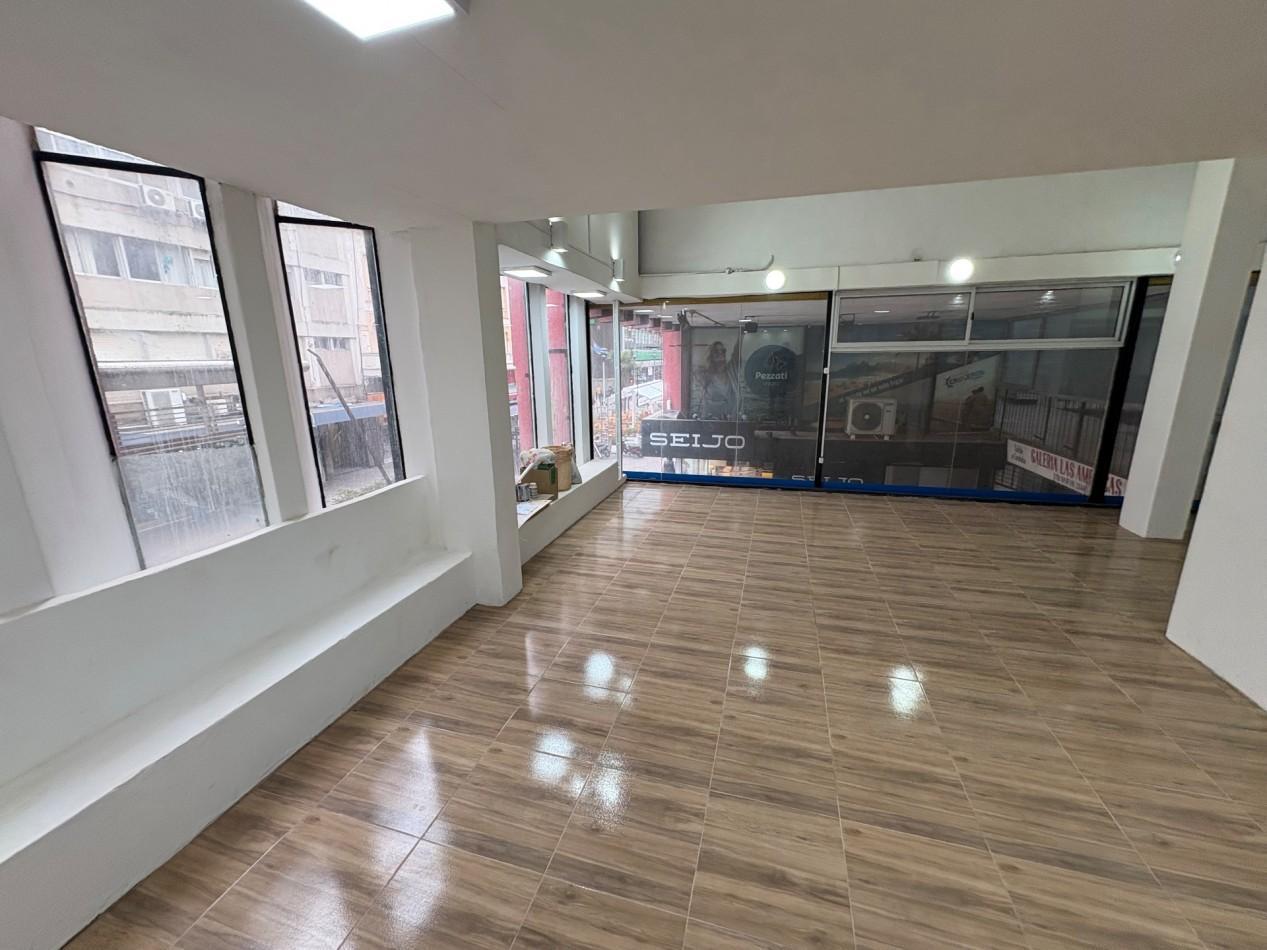 Foto de ALQUILER DE OFICINA/LOCAL COMERCIAL EN PEATONAL SAN MARTIN Y CORDOBA 24, imagen 1