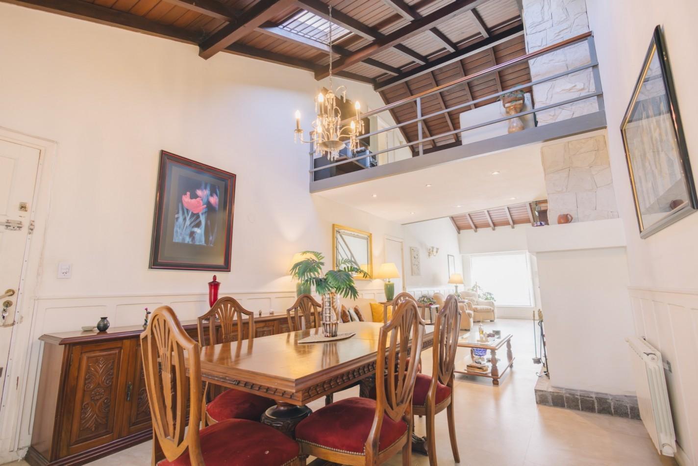 Foto de CASA CON DOBLE ACCESO Y SECTOR PROFESIONAL INDEPENDIENTE EN STELLA MARIS, imagen 4