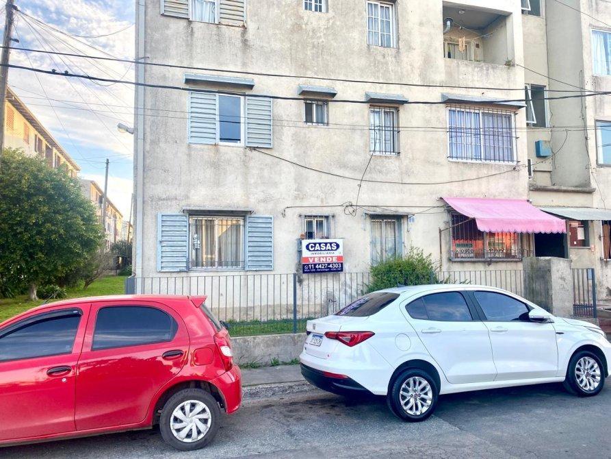Departamento en Barrio Monoblocks, Berazategui Oeste 3
