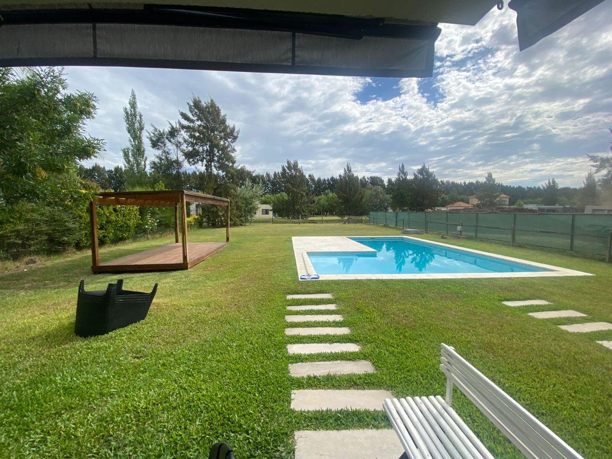 Casa en Miralagos