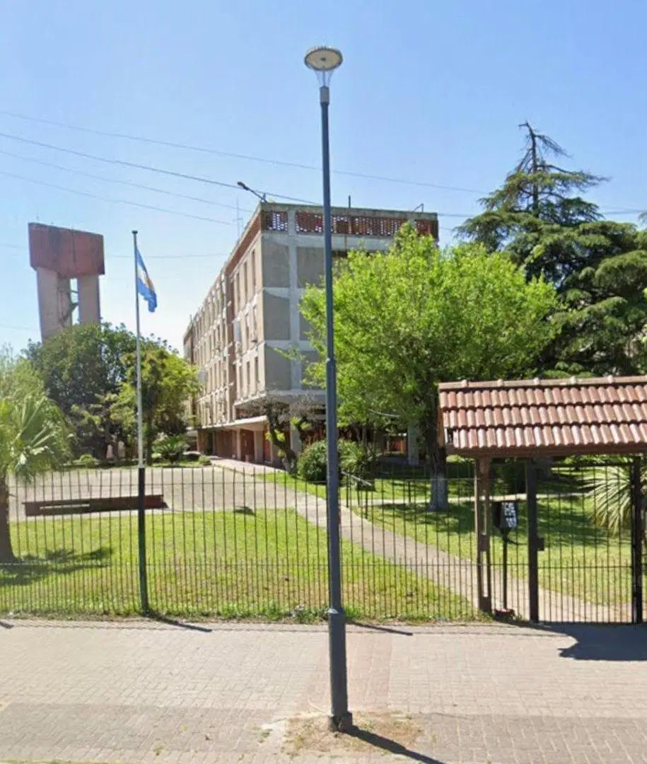 Departamento tres ambientes en Barrio Parque, Berazategui 2