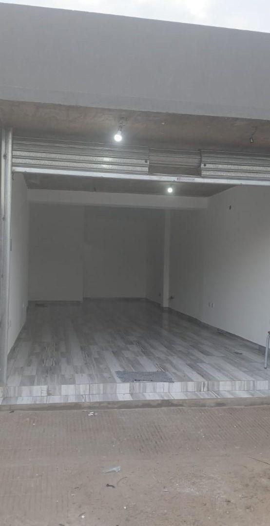 Foto de Local de 35 m² en alquiler en Esquel, imagen 2