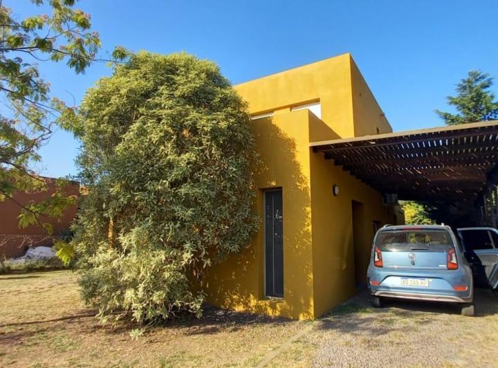 Casa en Barrio Privado La Cañada de Pilar 4
