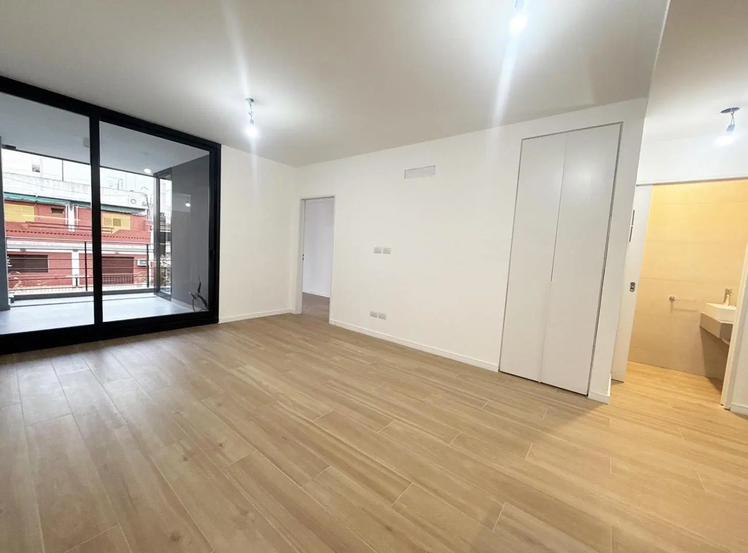 Venta Departamento 2 ambientes con balcon en Palermo 5