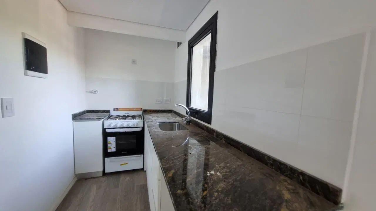 Departamento en venta Hurlingham 1 amb divisible con jardin 5