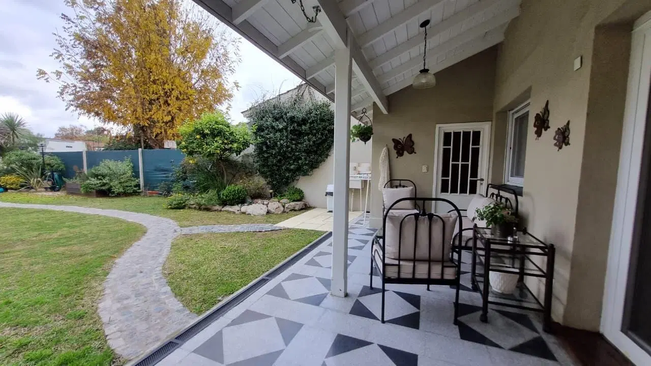 Casa en venta Hurlingham 2