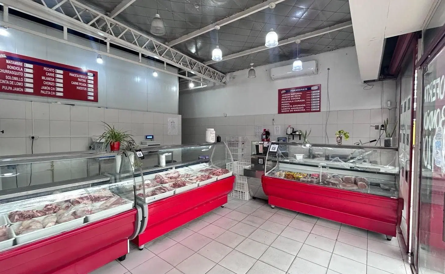 Local con galpon y vivienda 5