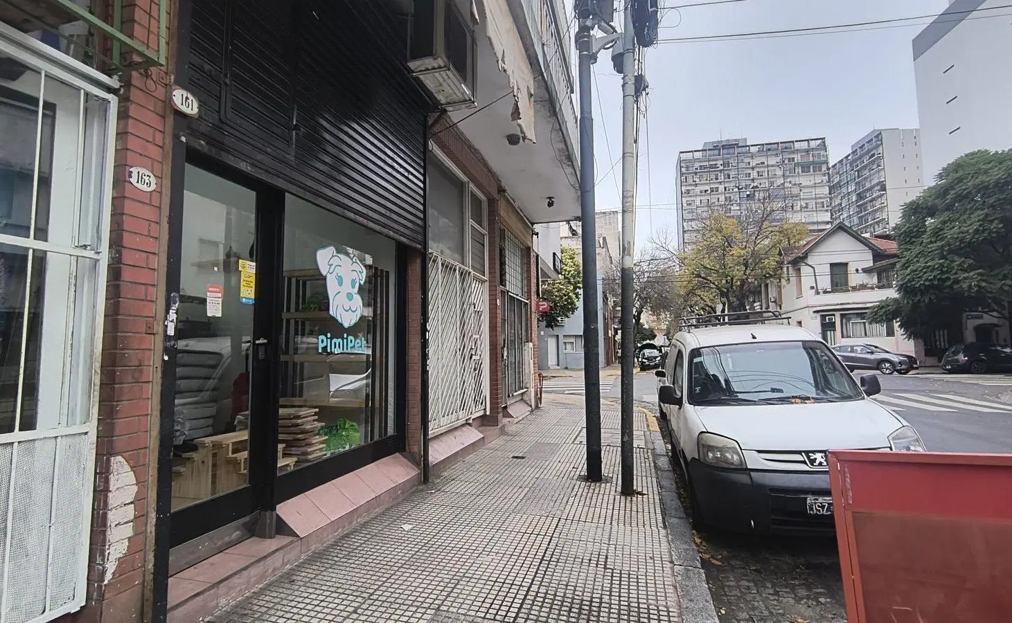 Alquiler de Local impecable estado 25m2 zona ORT Almagro 3