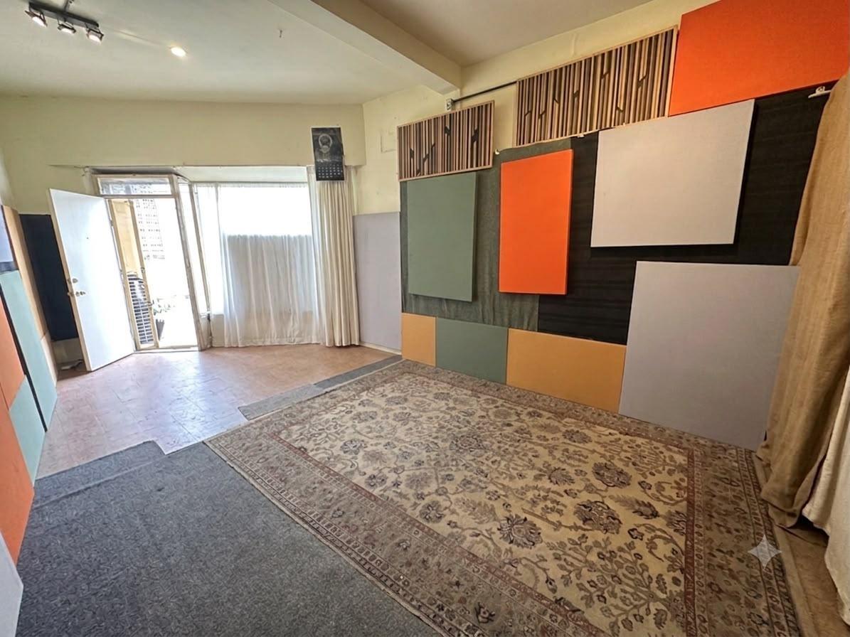 Foto de Local + 3 PH venta en bloque en Paternal, imagen 5