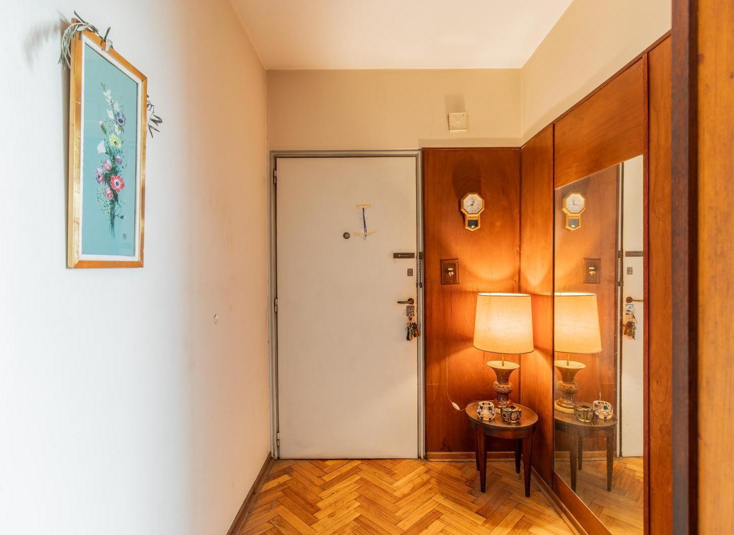 Foto de Venta departamento 4 ambientes Flores muy luminoso, imagen 2