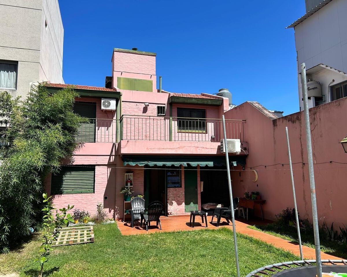 Venta de Casa 4 Amb en Saavedra C/ Cochera y Jardin 1