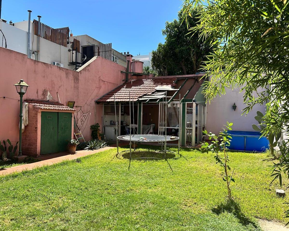Venta de Casa 4 Amb en Saavedra C/ Cochera y Jardin 3