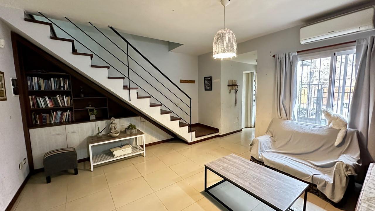 Foto de Venta duplex 4 ambientes, cochera y parrila, Apto credito, apto premuta, imagen 4