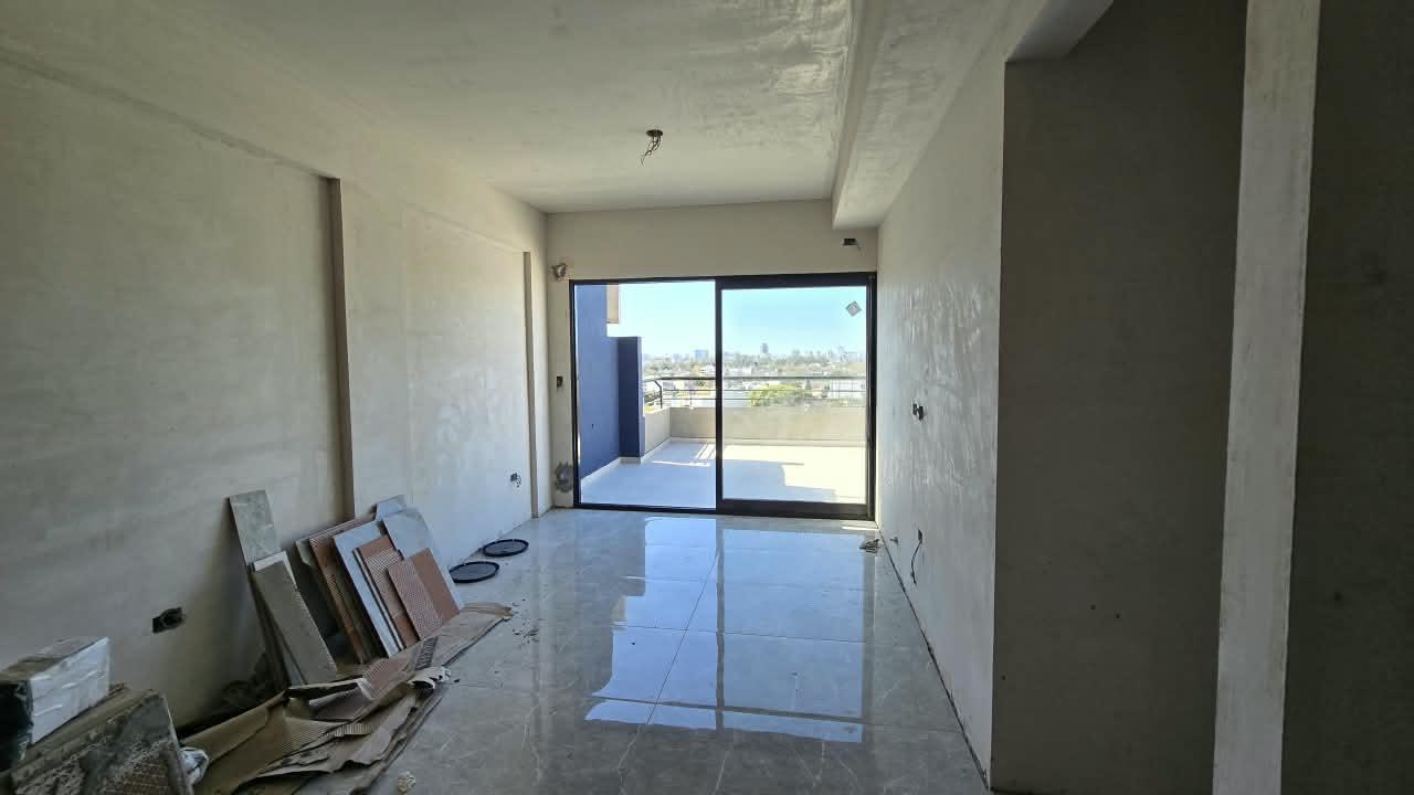 Foto de HERMOSO DEPARTAMENTO 3 AMBIENTES CON BALCON TERRAZA, imagen 2