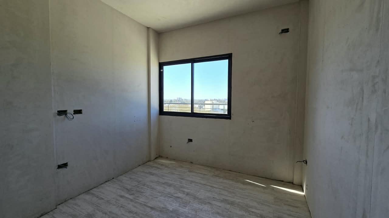 Foto de HERMOSO DEPARTAMENTO 3 AMBIENTES CON BALCON TERRAZA, imagen 4