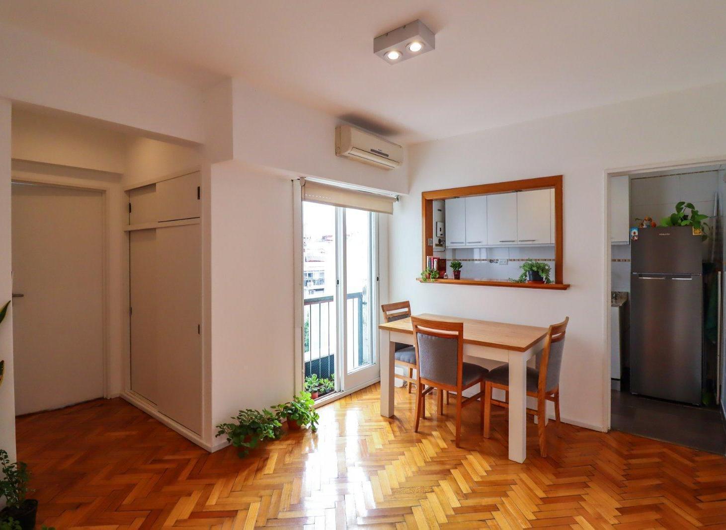 Foto de Venta departamento 2 ambientes en Caballito con Balcón Frances, imagen 1