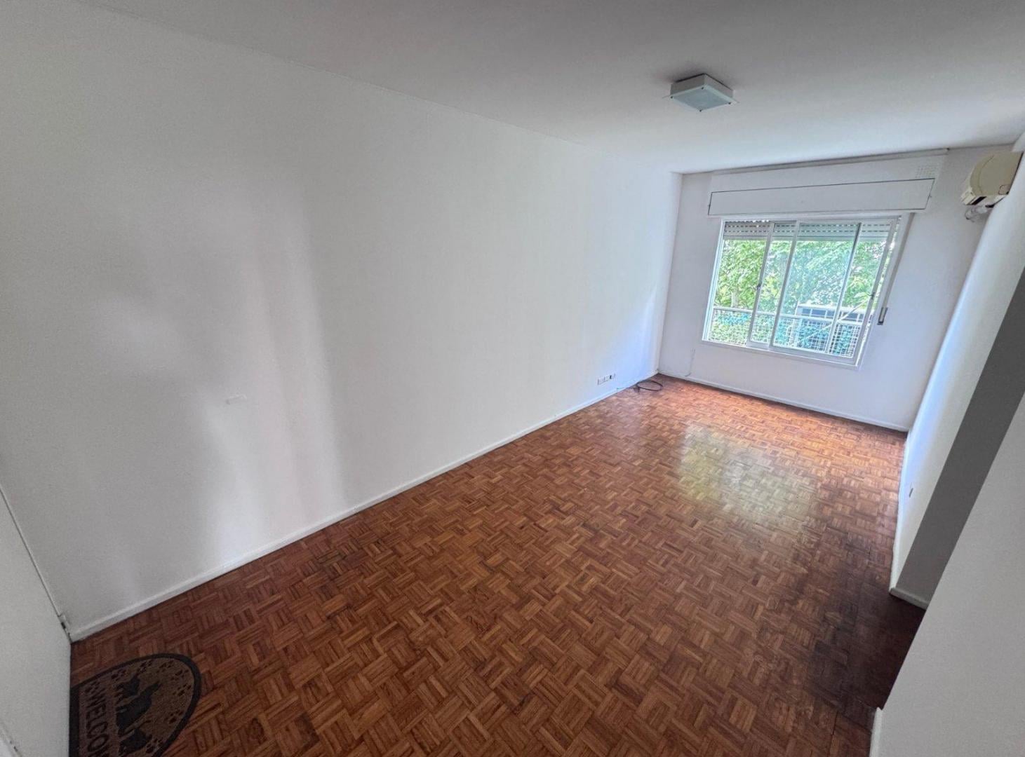 Foto de VENTA HERMOSO 2 AMBIENTES BELGRANO, imagen 1