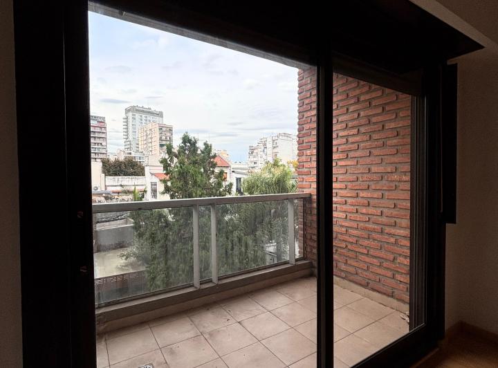 Alquiler hermoso y amplio 3 ambientes en Caballito! 4