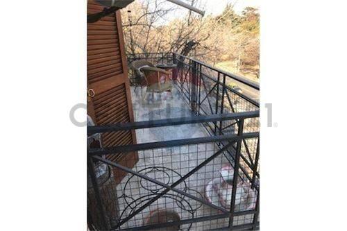 Hermoso Departamento de Categoría con Amplios Ambientes. 4