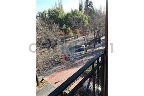 Hermoso Departamento de Categoría con Amplios Ambientes. 5