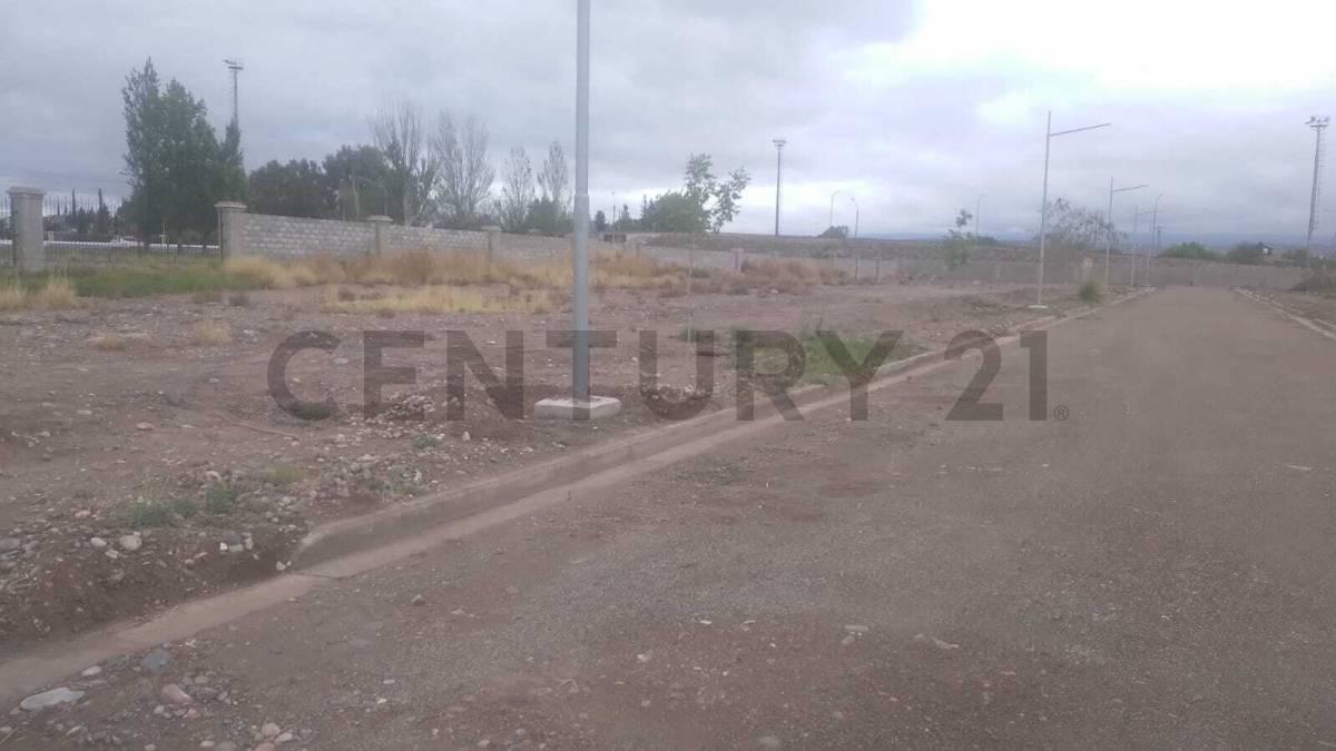 Foto de Terreno en venta en Barrio Privado Pinar del Sol 9 Juán José Paso y, imagen 2