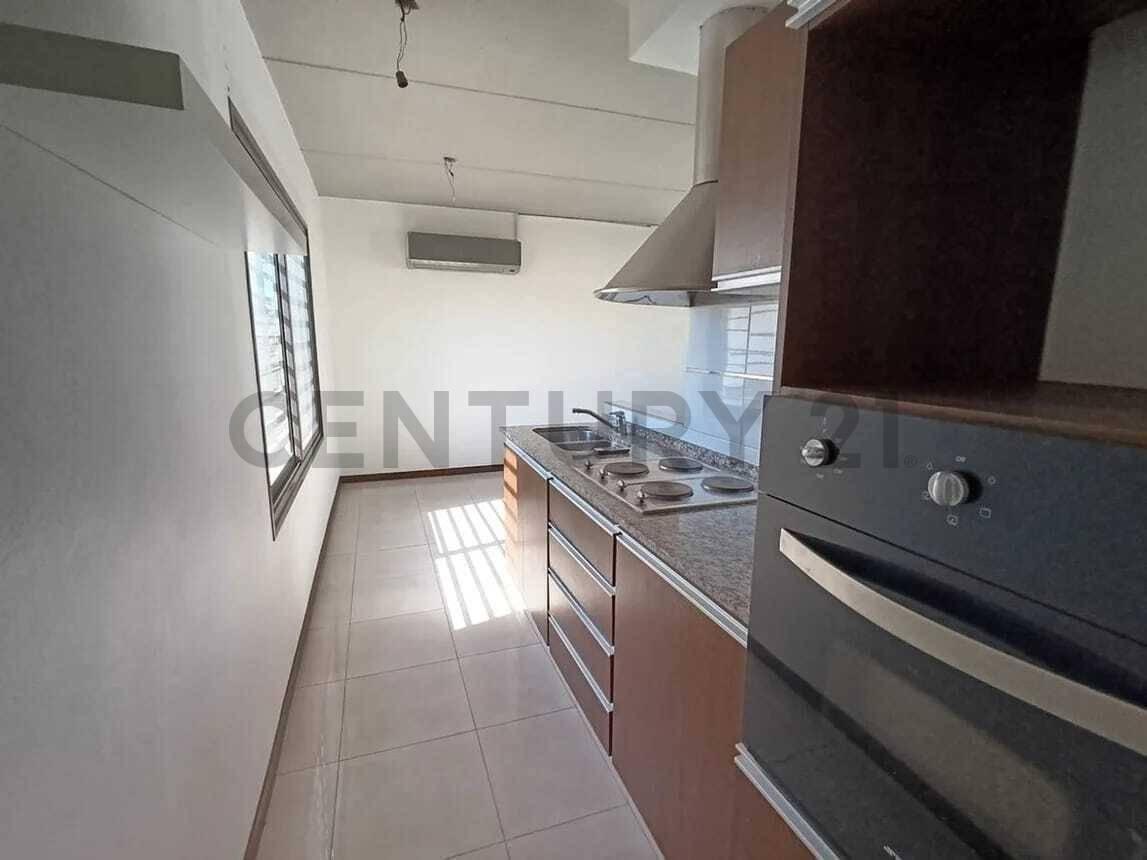 Venta de Departamento en Godoy Cruz 2