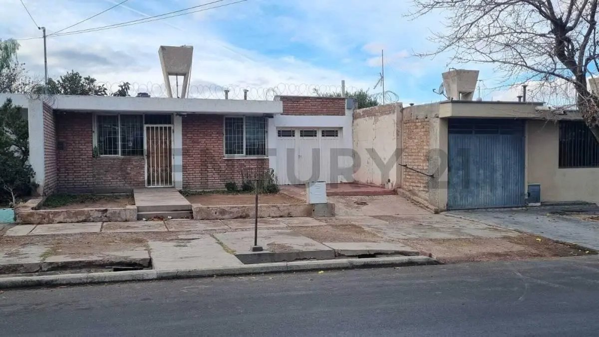 Venta Casa Barrio Infanta. Las Heras. 3