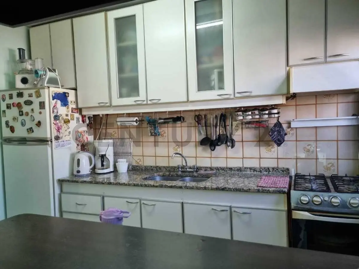 Venta Departamento dos dormitorios. Cuarta Este. Mendoza. 5