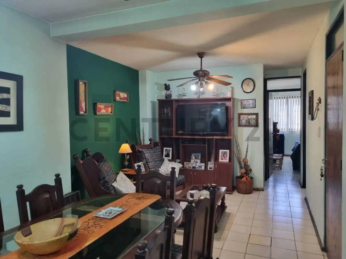 Venta Departamento dos dormitorios. Cuarta Este. Mendoza. 2
